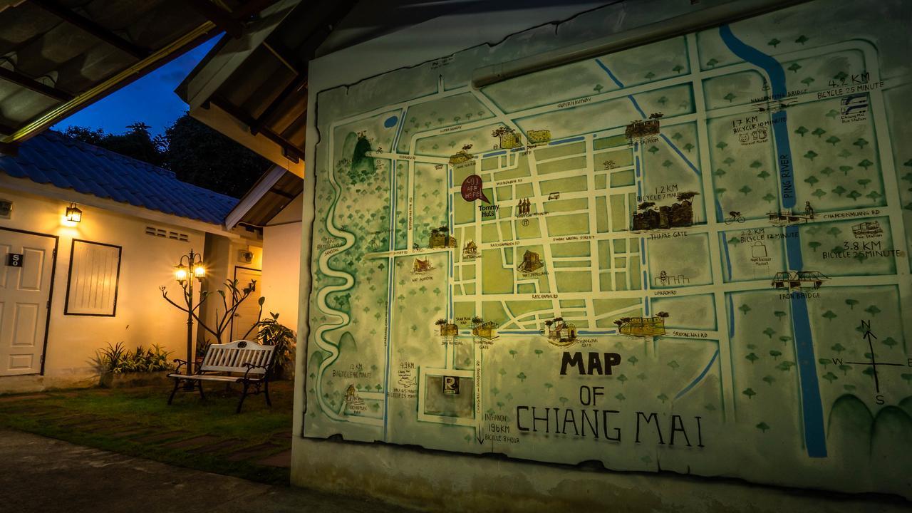 Tommy Huts Hotel Chiang Mai Bagian luar foto